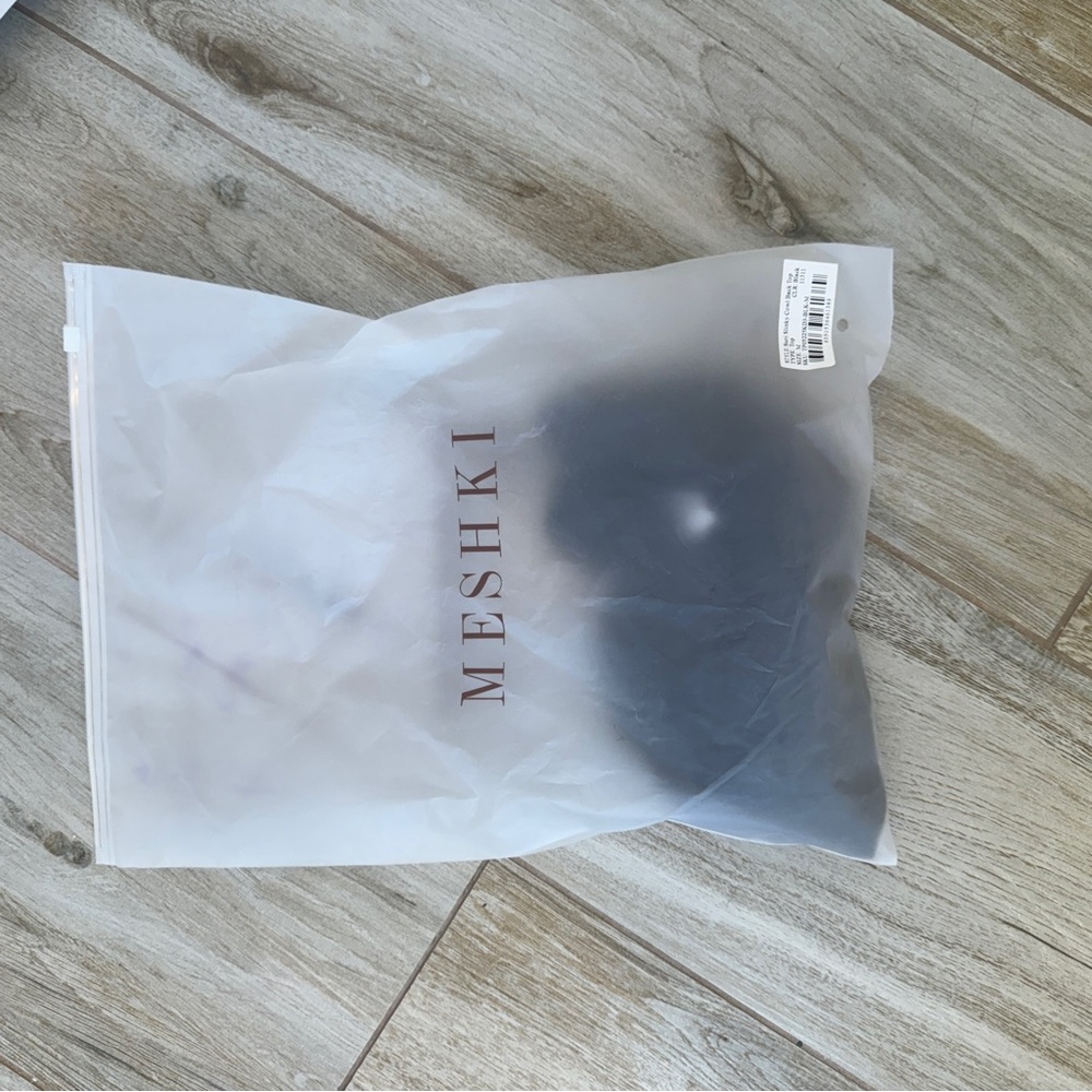 NWT | MESHKI | SLINKY BACK TOP - Picture 5 of 10